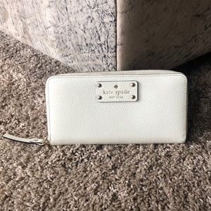Kate Spade White Wallet